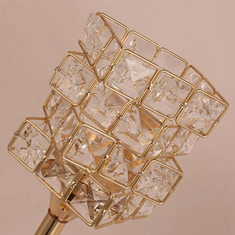 New Peculiar Metal Golden Finish Candle Holder With Crystals Wedding Candelabra Centerpiece Home Decoration Candlesticks | Дом и сад
