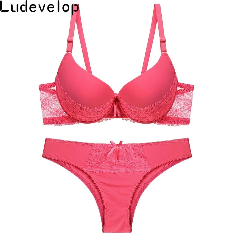 Набор нижнего белья хлопковый бюстгальтер с глубоким v вырезом и пуш апом