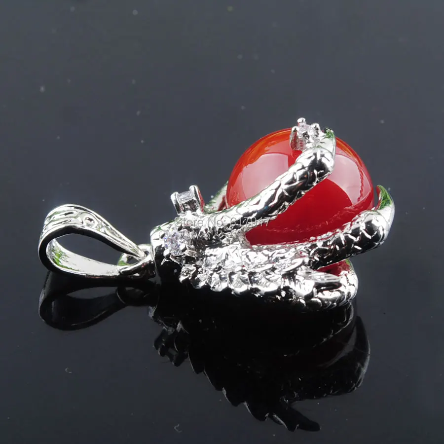 Редкое красное каменное шарообразное ожерелье с подвеской в виде кристаллического маятника с когтем дракона, изготовленное из натурального агата.