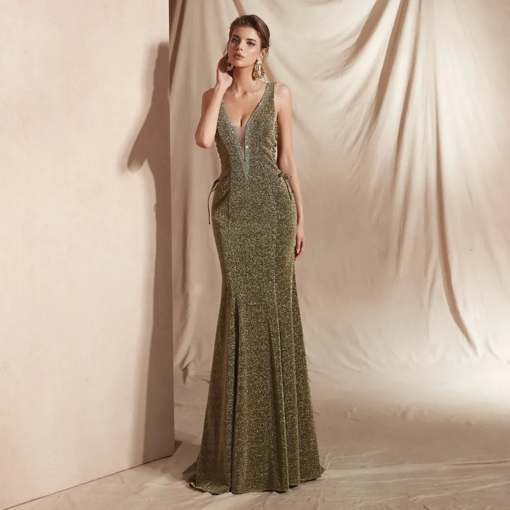 Женское вечернее платье на шнуровке Vivian's Bridal с глубоким v образным вырезом