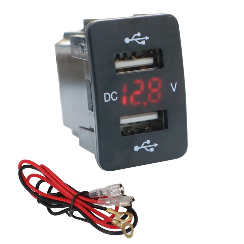 Автомобильное зарядное устройство SOONHUA с двумя USB портами и цифровым