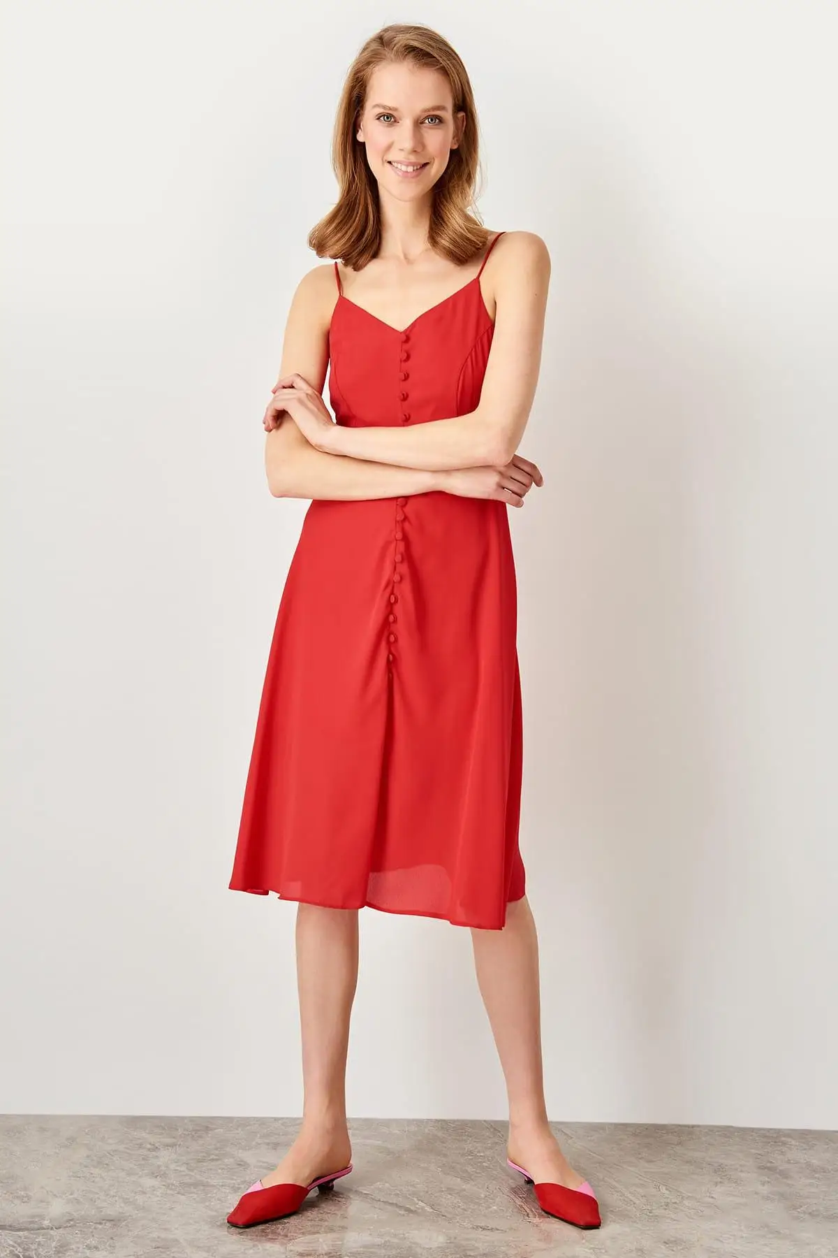 Trendyol красное платье на пуговицах TWOSS19BB0214|Женские платья| |