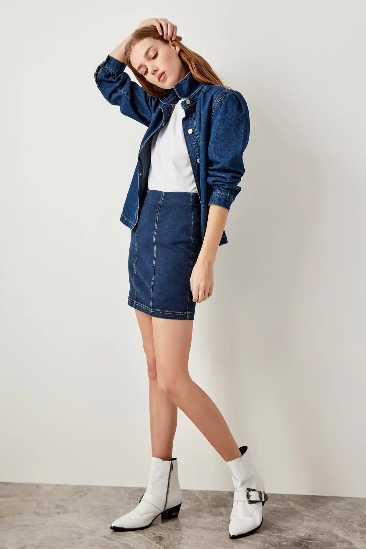 Trendyol синяя джинсовая юбка с вышивкой спереди TCLSS19LH0005|Женские юбки| |