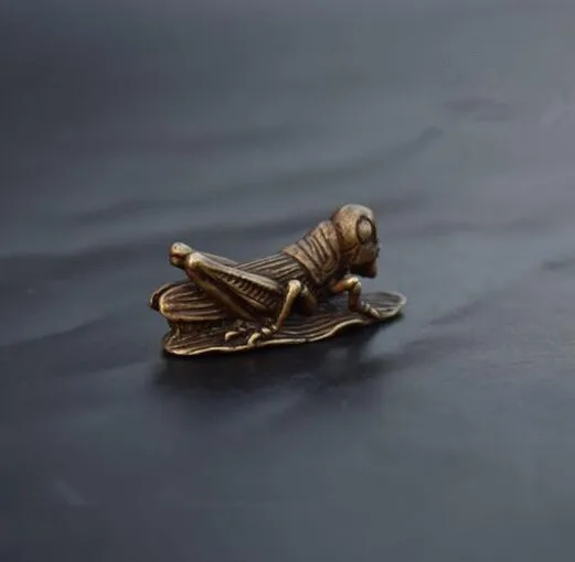 Маленькая Статуэтка китайская коллекция archaize brass the grasshopper|Статуэтки и миниатюры|