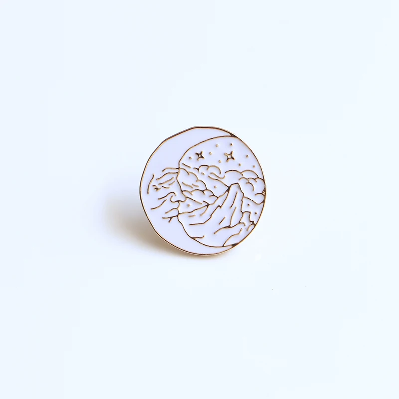 Moon Star Brooches Golden Lines Round Enamel Pin for Boys Girls Lapel Pin Hat/bag Pins Denim Jacket Women Brooch Badge SC4513
