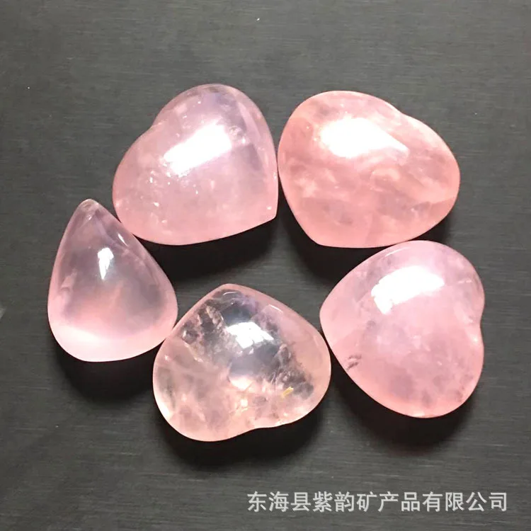 

Mozambique natural ice powder crystal powder crystal stone gravel hibiscus stone powder crystal heart pendant