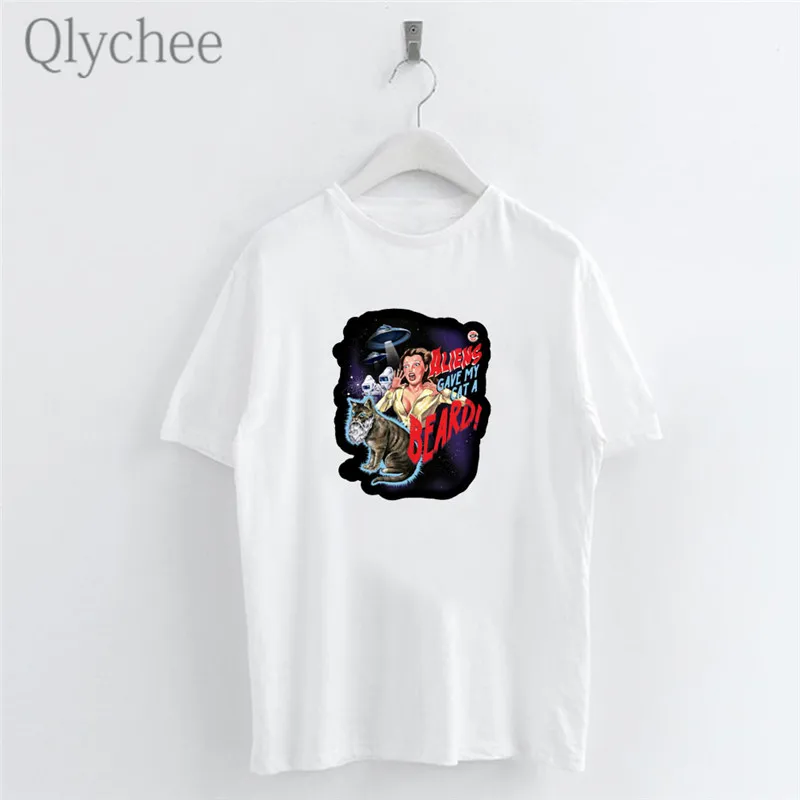 Женская футболка с надписью Qlychee Harajuku Devil белая вырезом лодочкой и коротким