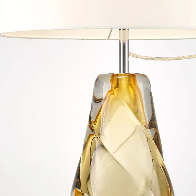 Скандинавский модный глазированное стекло настольная лампа для гостиной