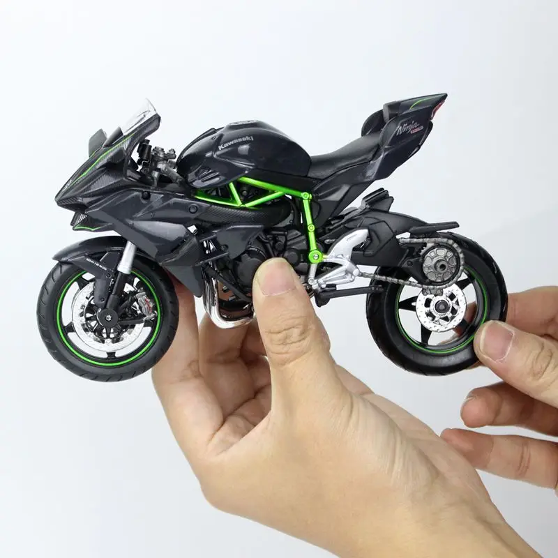 Комплект моделей MaiSto из литья под давлением: модель мотоцикла KAWASAKI Ninja H2R 1:12