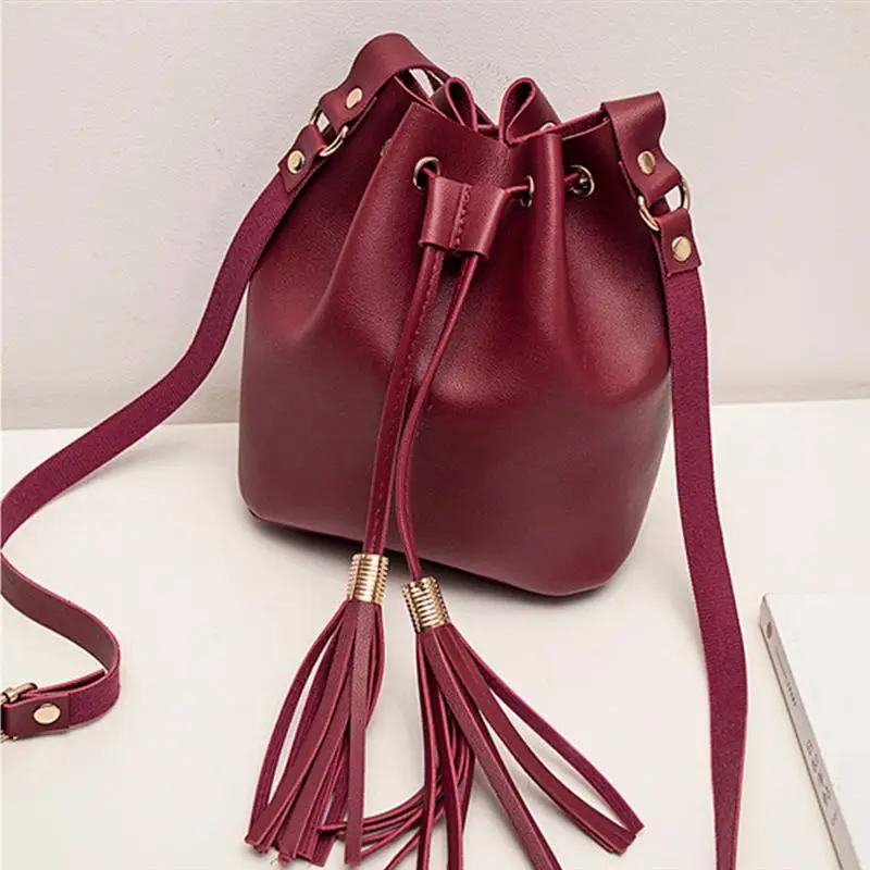 Coofit сумка на плечо с кисточками завязках женская ведро модная через для