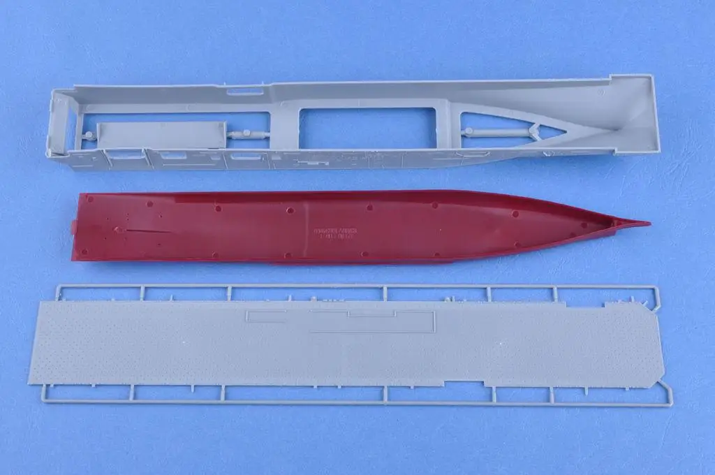Комплект моделей Hobbyboss 1/700 83407 USS Bonhomme Richard LHD 6|Наборы для сборки моделей| |