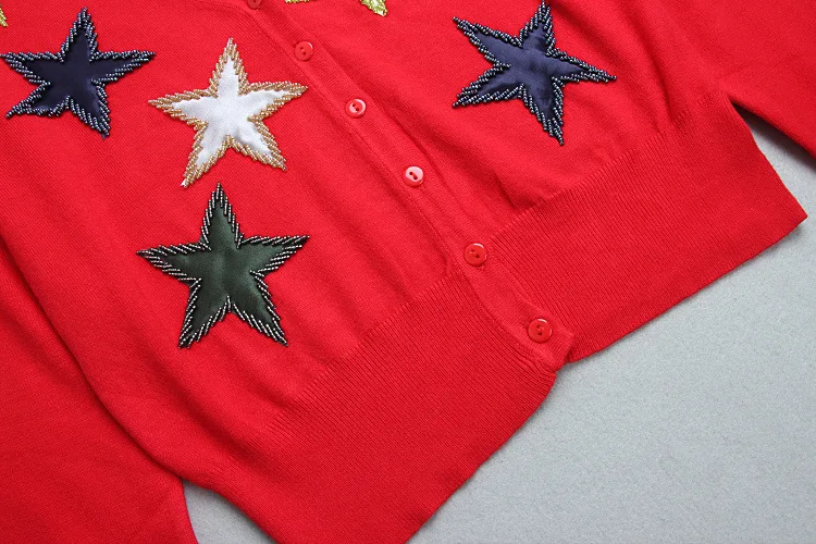 2018 autumn new long-sleeved sweater version of the five-pointed star embroidery beaded cardigan |