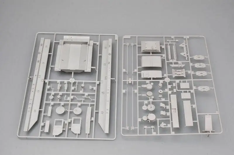 Trumpeter 1/35 00211 MAZ-537G Mid с полуприцепом | Игрушки и хобби