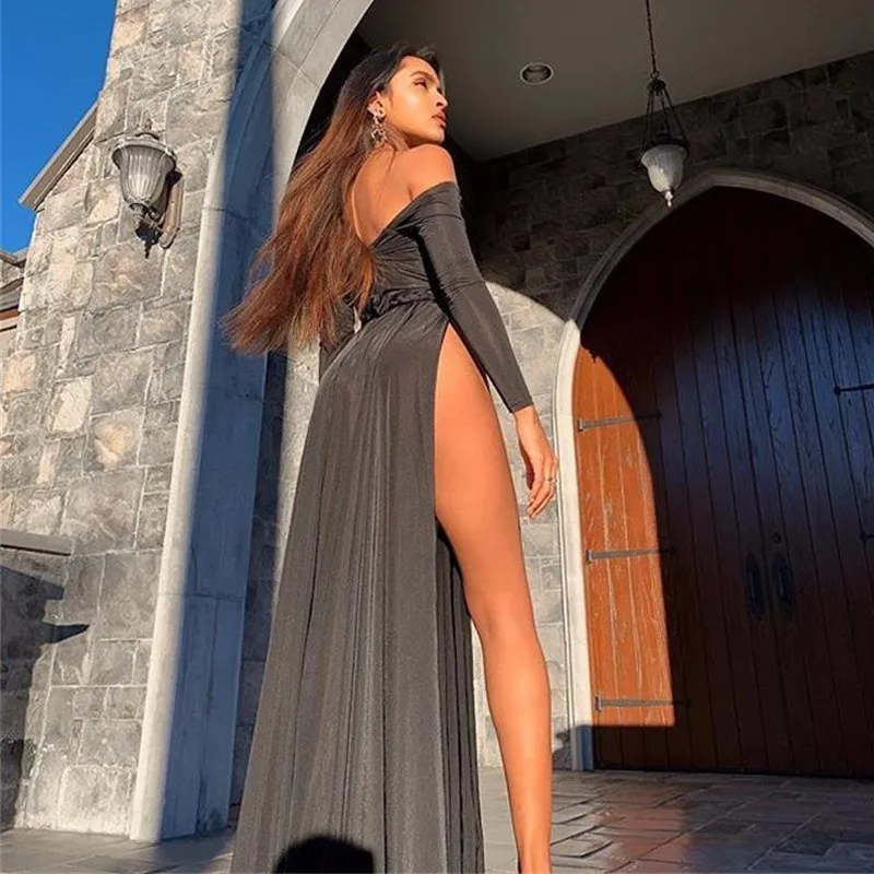 Красное платье подружки невесты с открытыми плечами футляр высоким разрезом и