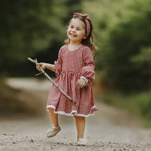 Платье для мамы и дочки Одинаковая одежда семьи пышные платья в красную клетку с
