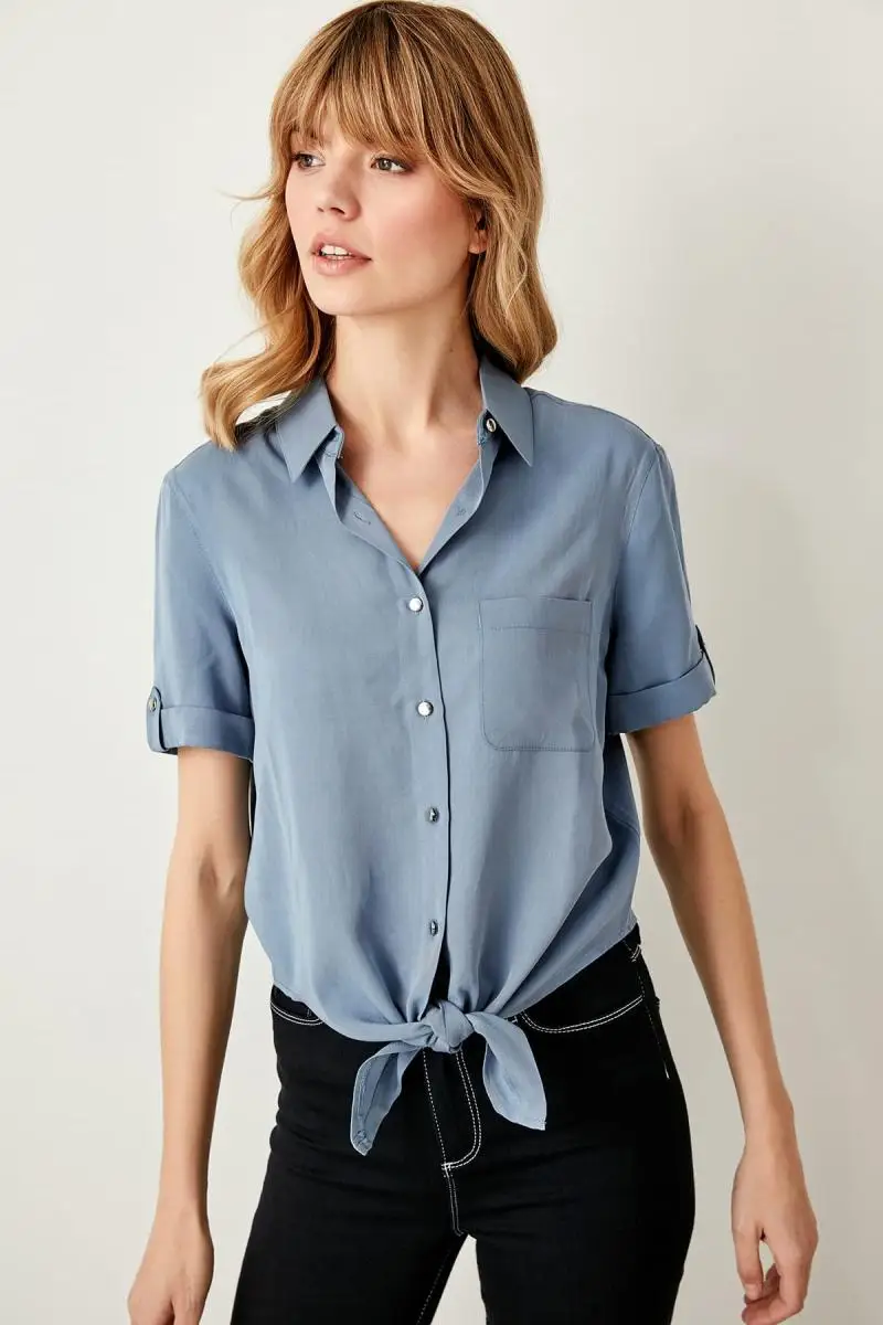 Trendyol Mavi Кнопка деталь Bluz TWOSS19ST0030 |