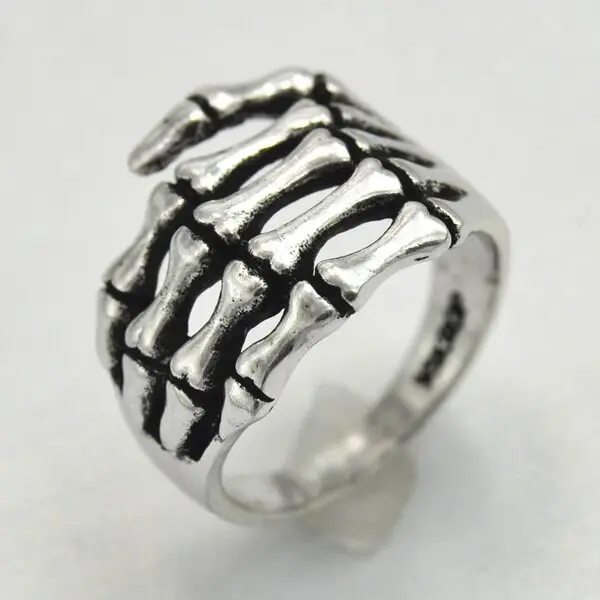 

Trendy Unisex Skull Ring Black Retro Punk Skull Ring Party Jewelry Size 8-10