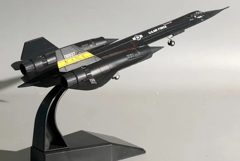 Особая цена 1/144 литье под давлением металлическая армия США SR71 Blackbird высокогорный