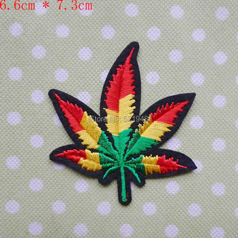 1 Pcs Tree Leaf Leaves Embroidery Iron On Patches For Fabric Clothing DIY Motif Stripes Stickers Cute Badges Decoration Applique | Дом и сад