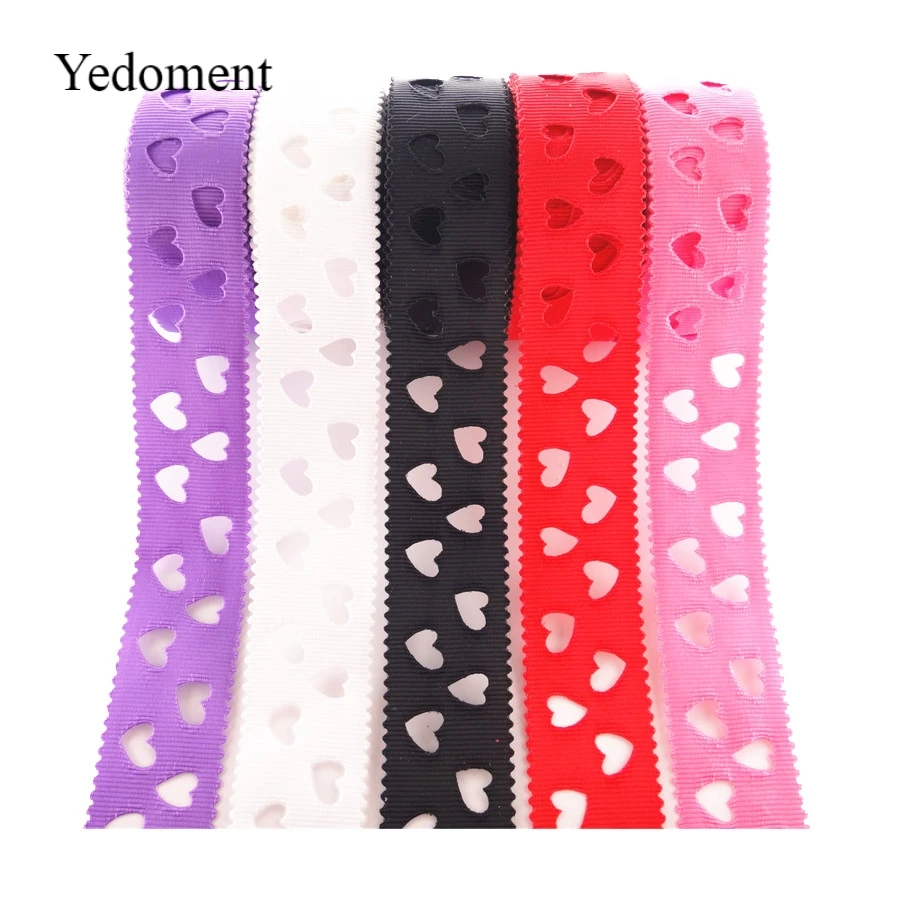 Бесплатная доставка 28 мм белые полые ленты в форме сердца тканевые Аксессуары