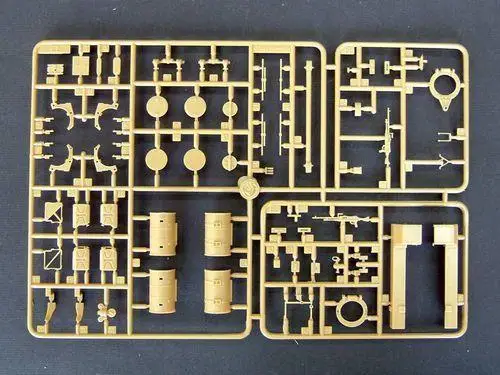 Трубач 1/35 00323 Британский Претендент 2 &quotИрак 2003&quot | Игрушки и хобби