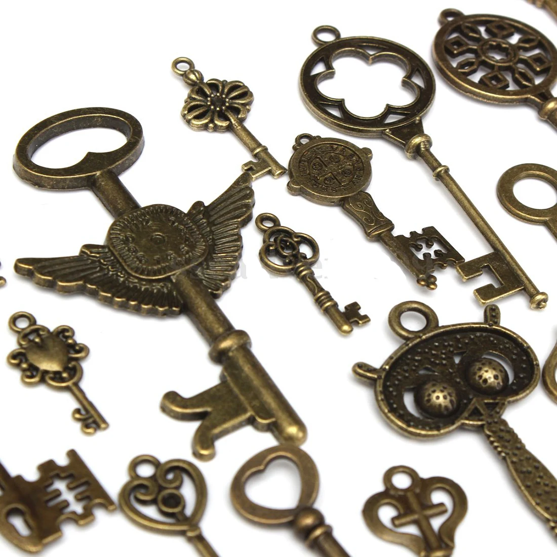 Set of 69 Antique Vintage Old Look Bronze Skeleton Keys Fancy Heart Bow Pendant | Украшения и аксессуары