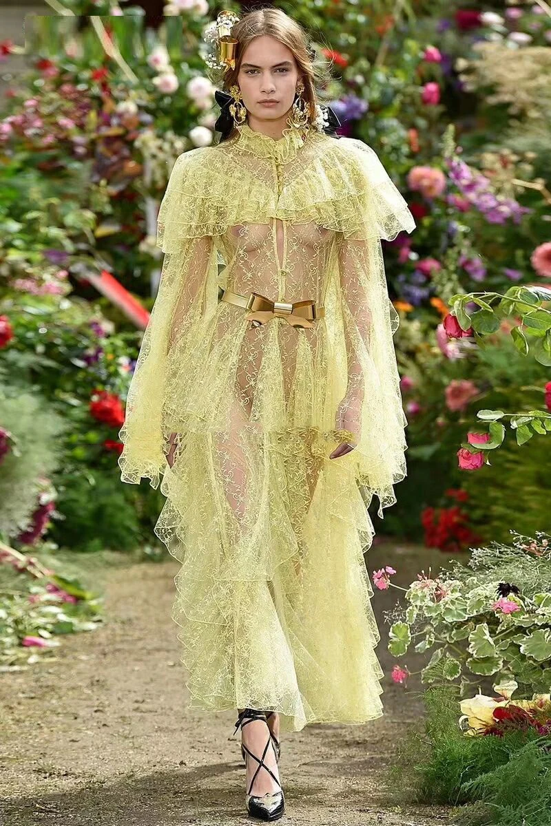 2019 Runway вышивка Для женщин костюм с расклешенными рукавами полупрозрачный Топ