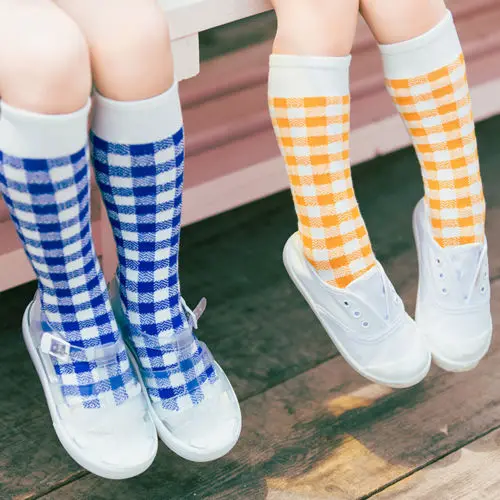 Осень зима 2018 детские чулки в клетку для маленьких девочек модные