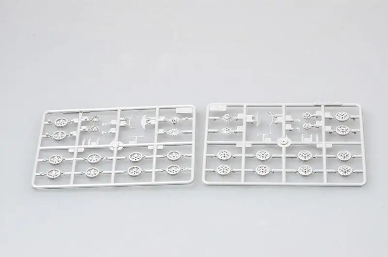 Trumpeter 1/72 07284 T 55 с BTU 55|Наборы для сборки моделей| |