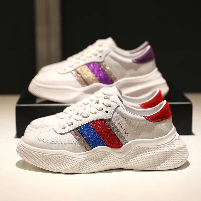 2019 кожаные кроссовки с блестками женская повседневная обувь на плоской