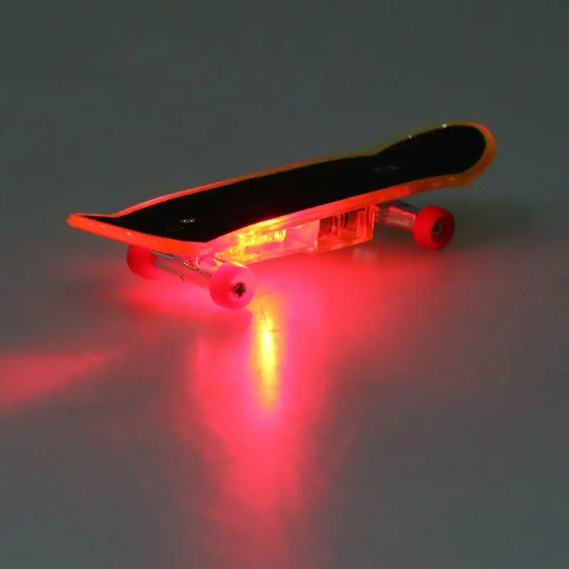 2xmini Finger скейтборд игрушки Пластиковые доска Мальчик Дети Подарки Новинка Gag
