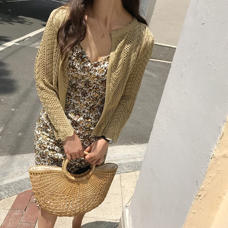 2020 spring new cardigan sweater short cut long sleeves hollowed elegant lady thin design |