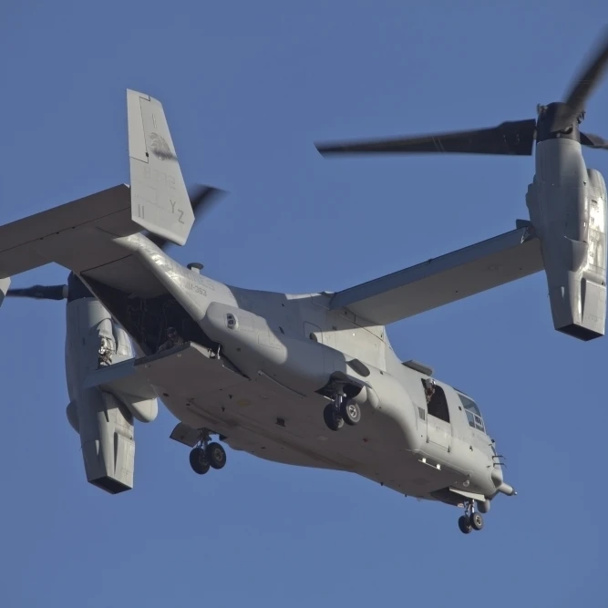 An MV 22B Osprey подготовка к посадке плакат печать (17x11)|Таблички и знаки| |