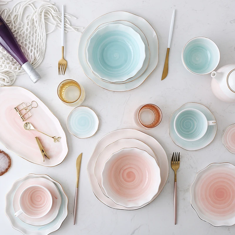 

Pink And Blue Gold Ceramic Tableware Porcelain Plate Coffee Mug Cup Bowl Teapot Dish Table Elegant Party Decoration Dinner Set