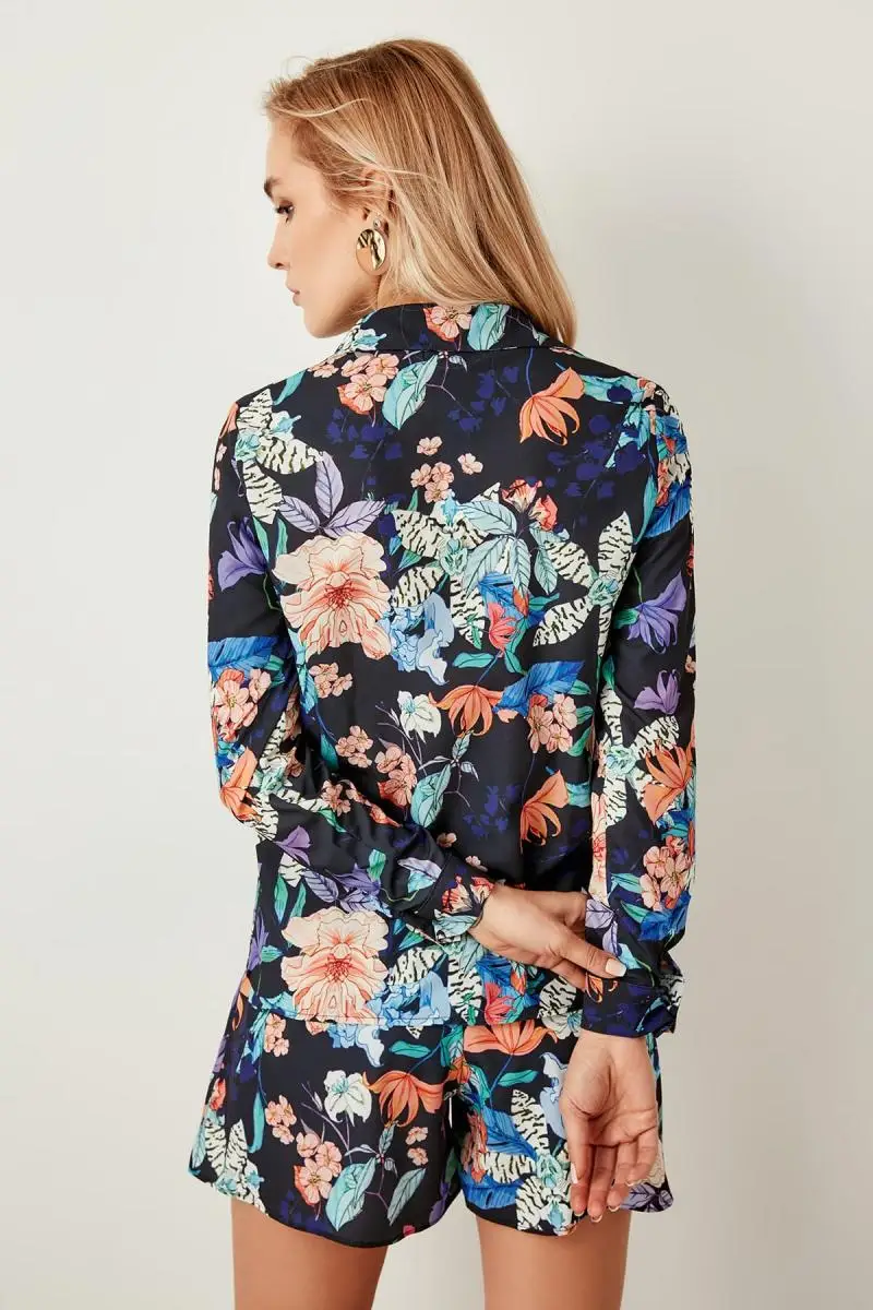 Trendyol Multicolour Pattern Shirt TWOSS19DU0103 |