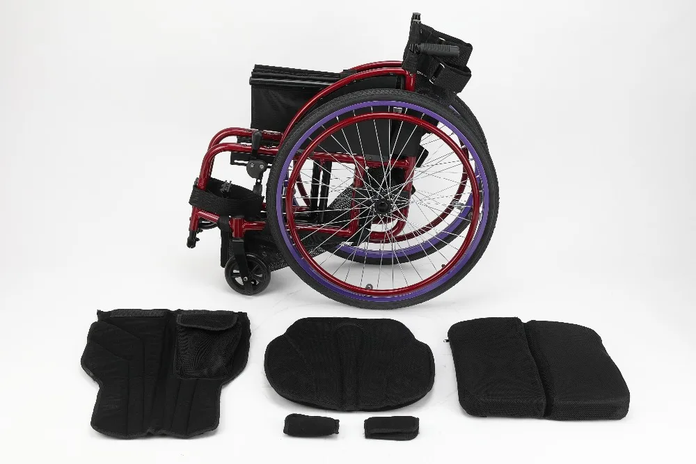 Алюминиевая легкая спортивная инвалидная коляска для пожилых людей с
