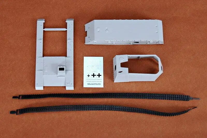 Немецкий стуляр Trumpeter 1/35 00350 12 8 см L/61|Наборы для сборки моделей| |
