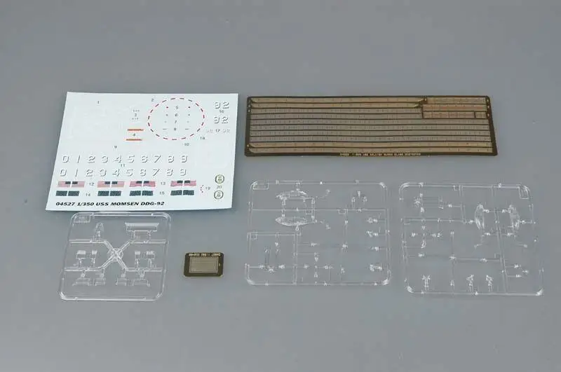 Trumpeter 1/350 04527 USS Momsen DDG-92 | Игрушки и хобби