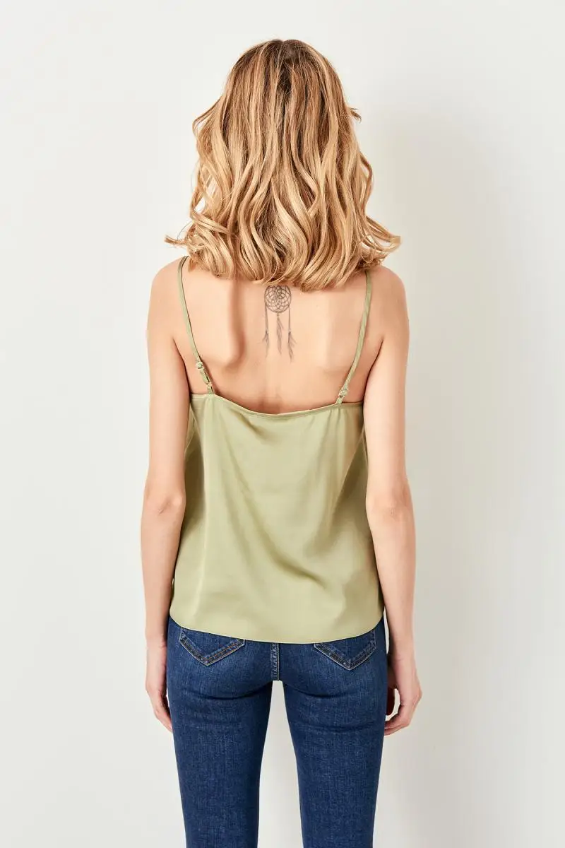 Trendyol Мятные пуговицы Bluz TWOSS19BB0273 |