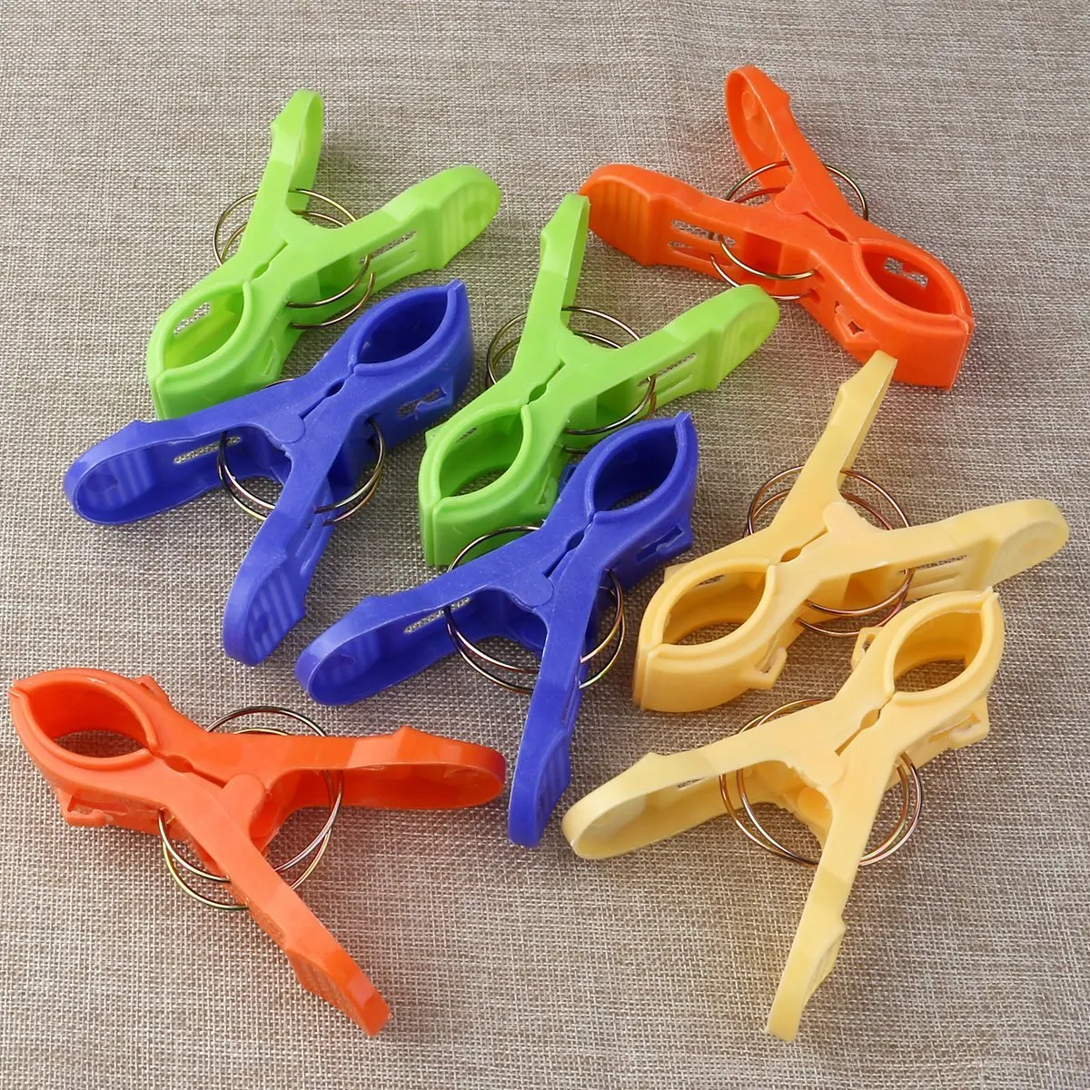 12 Pcs Towel Clips Plastic Jumbo Size Pool Holder Keep Towels Clothes Quilt Blanket from Blowing Away or Sliding Down | Дом и сад
