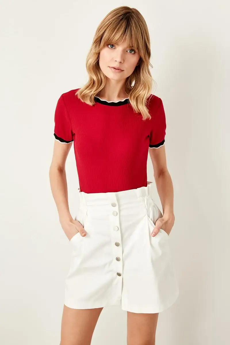 Trendyol Красная Трикотажная блузка в рубчик TWOSS19FV0086 |