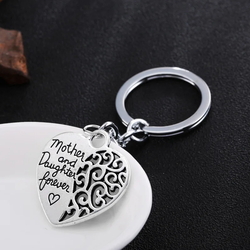 Одежда для мамы и дочки колько Forever Love выбитое сердечко кольцо ключей хороший