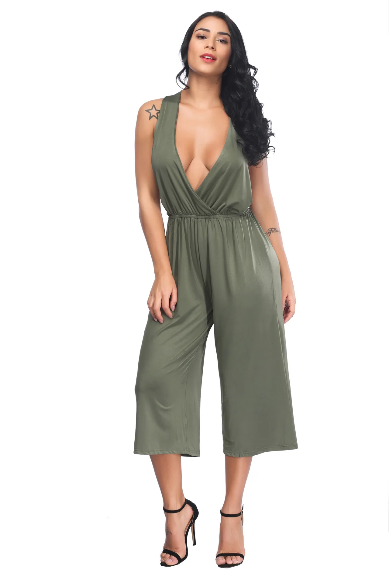 Облегающий летний комбинезон с открытой спиной женский 2018 на бретельках v