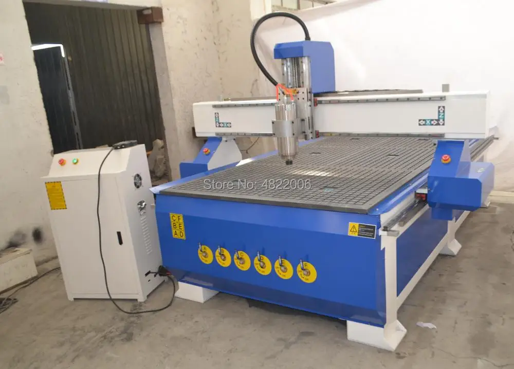 3d деревообрабатывающий фрезерный станок с ЧПУ для резьбы мебели 5.5kw вакуумный