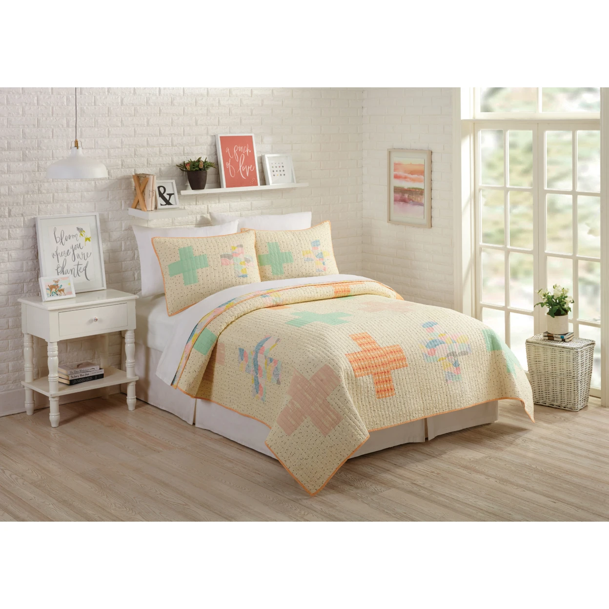 Makers Collective by Bonnie Christine Hillside Springs Quilt Set | Дом и сад