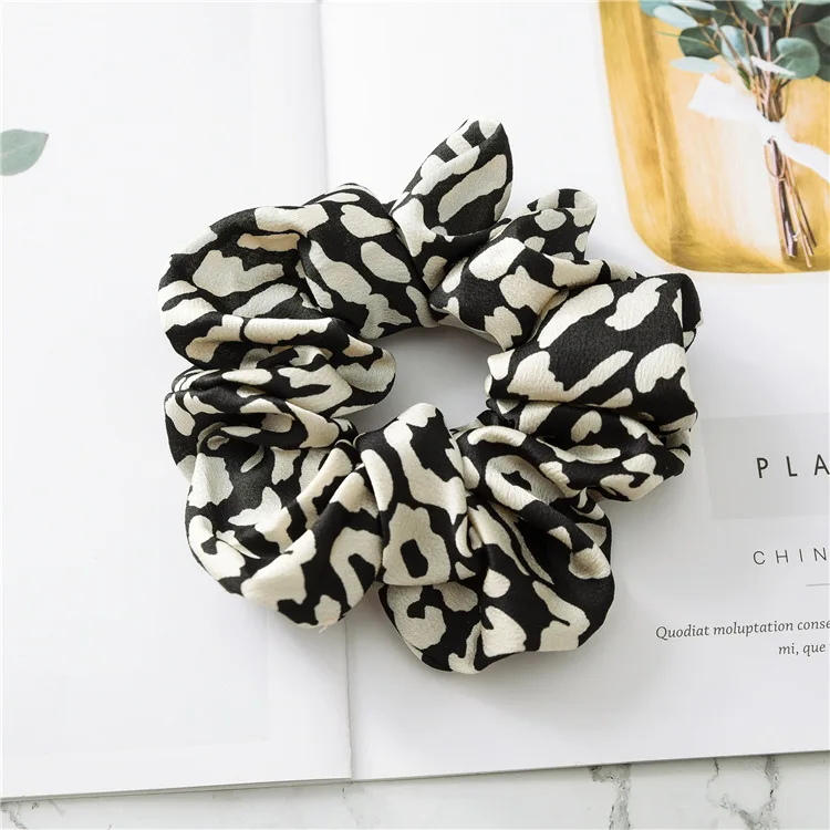 

Circle Hair Leopard Pattern Color Cloth Circle Elastic Hair Bands Female OL Hair Accessories
