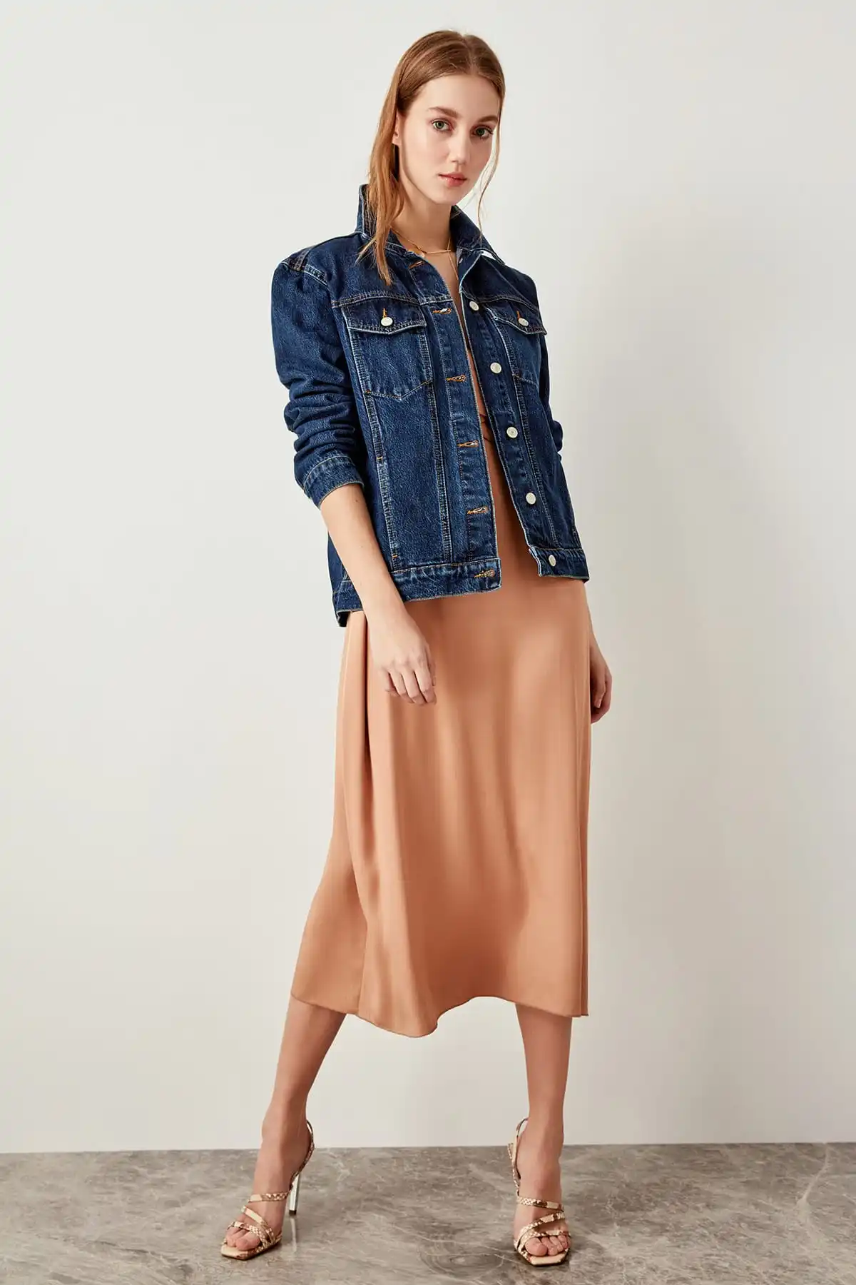 Trendyol Dark Blue Denim Jacket TCLSS19LR0072 | Женская одежда