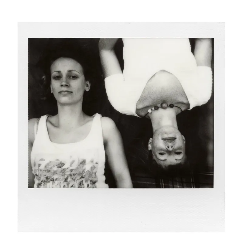 Polaroid Originals мгновенная пленка цвет черный и белый для Spectra1200 ProCam 8 листов |