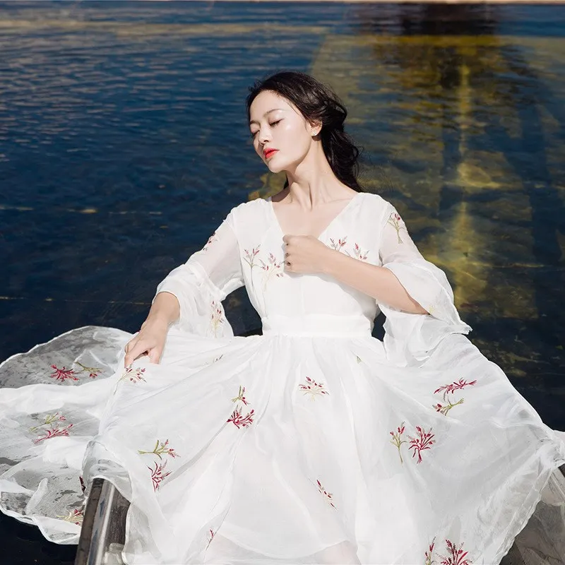 Женское длинное пляжное платье с v образным вырезом и вышивкой шифоновое