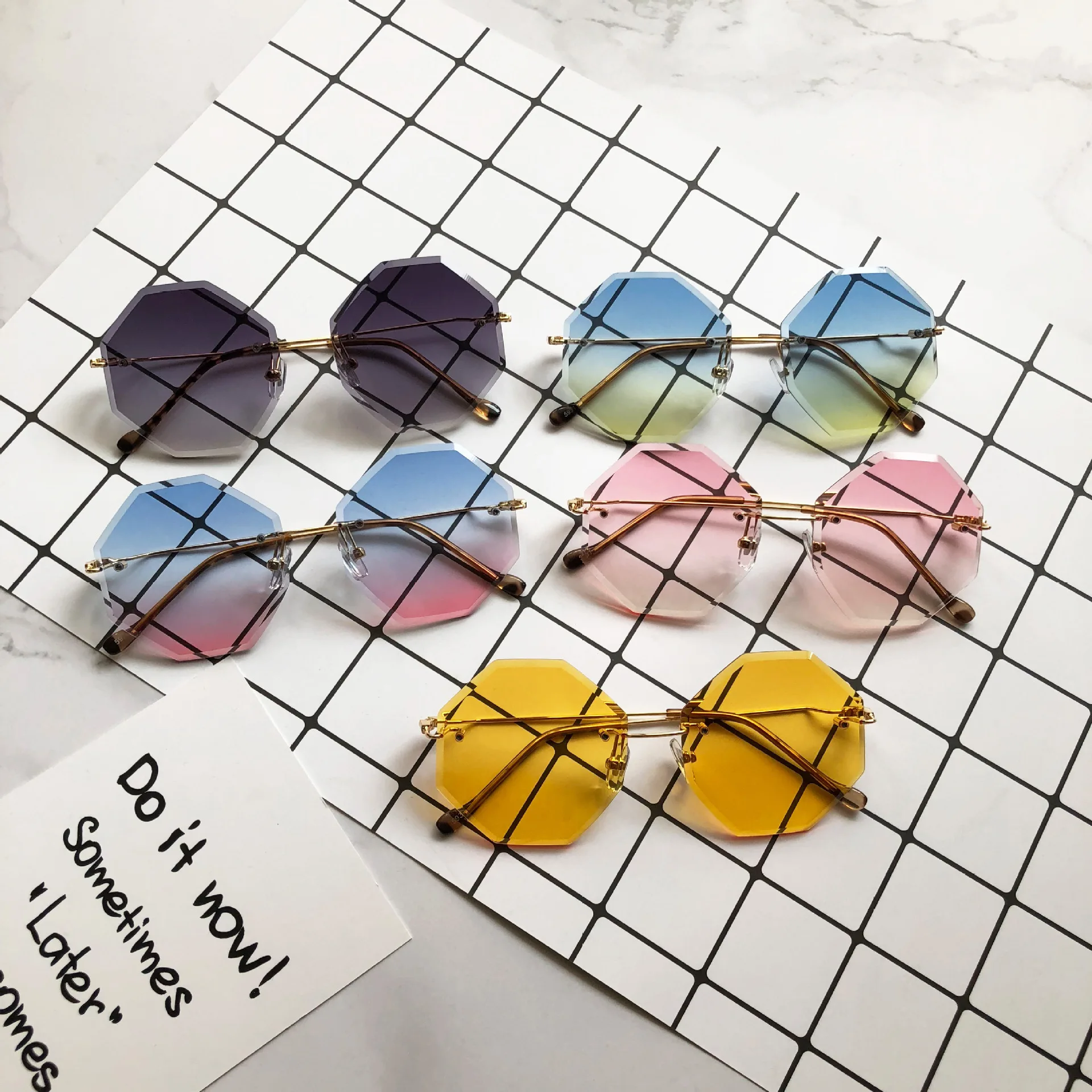 Новинка круглые солнцезащитные очки для женщин большие 2019 градиентные